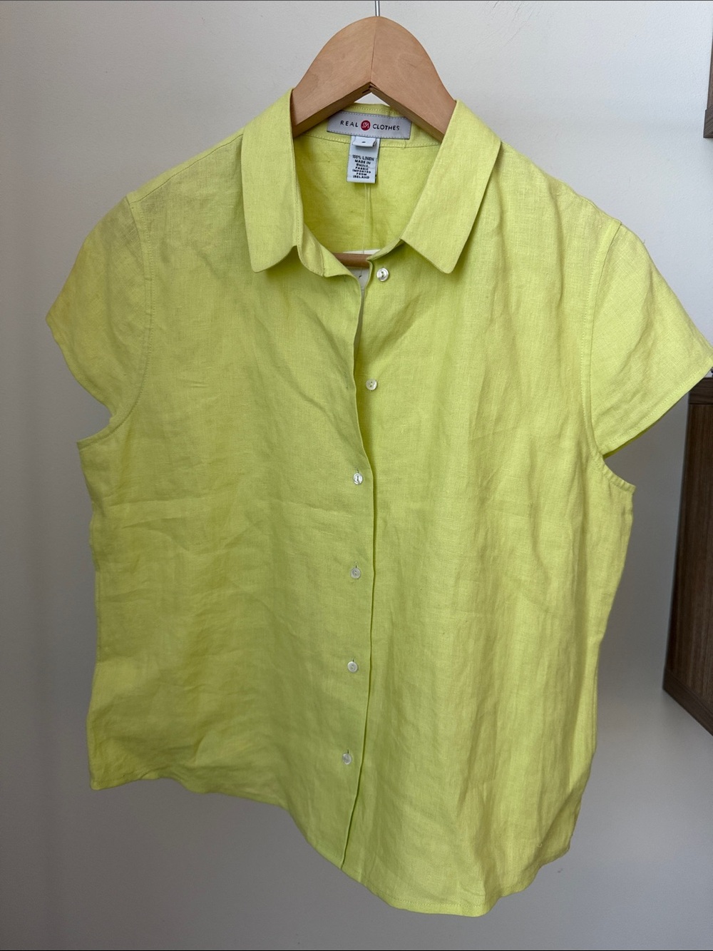 Real Clothes  Linen Button-Down Shirt in Lemon Yellow Size 8 NWT